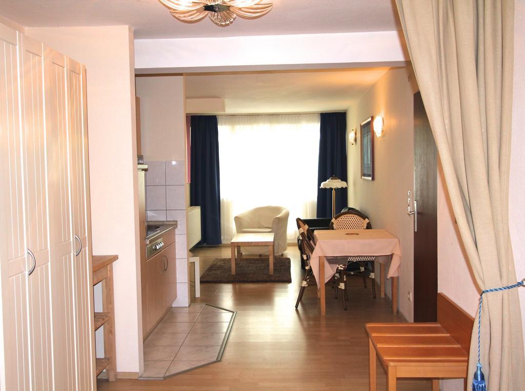 Apartmenthaus Alt Graz Düsseldorf Kamer foto